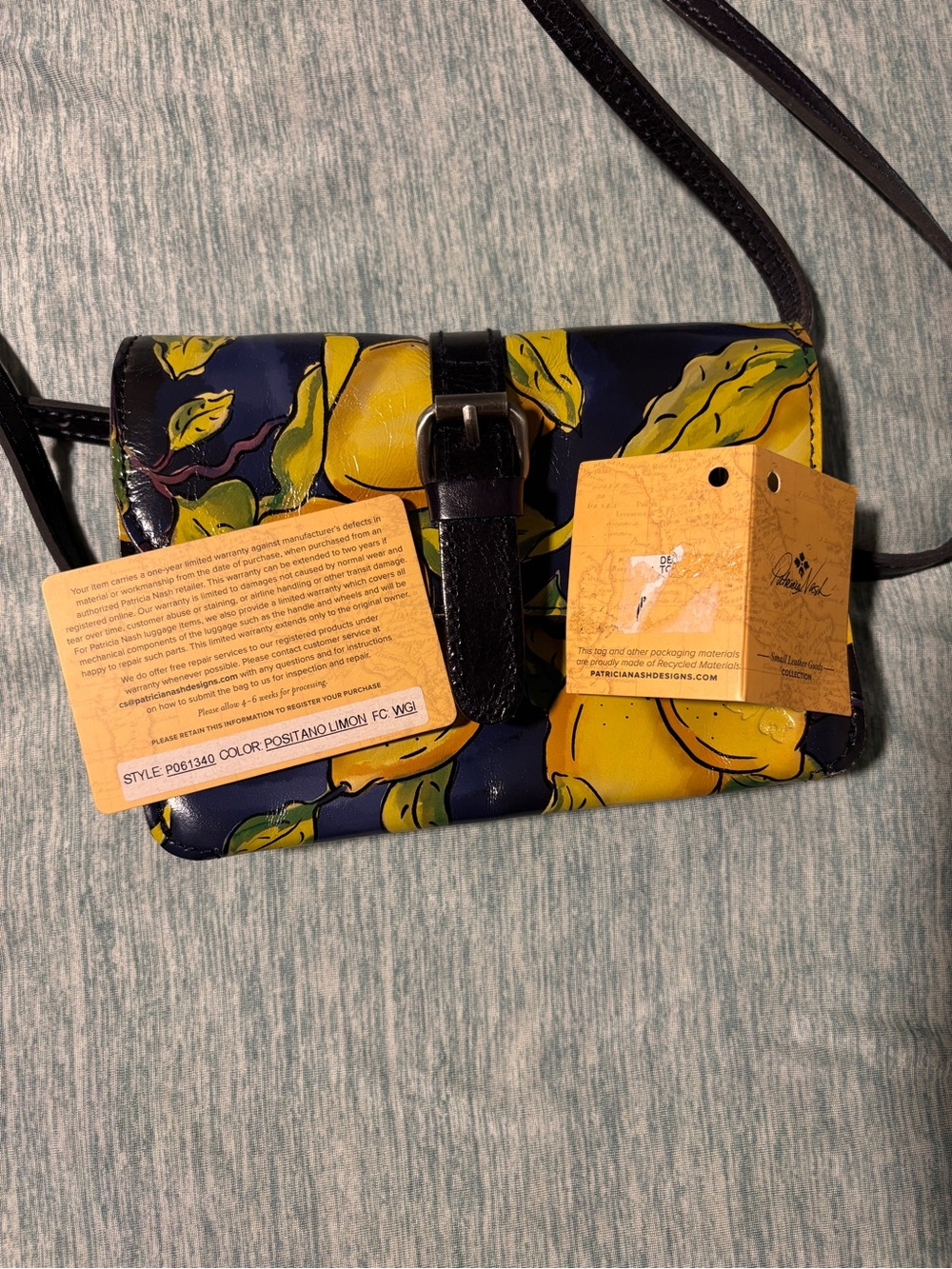 Patricia Nash Positano Limon Navy Crossbody Bag with Lemon Print and Black Strap - Picture 3 of 13